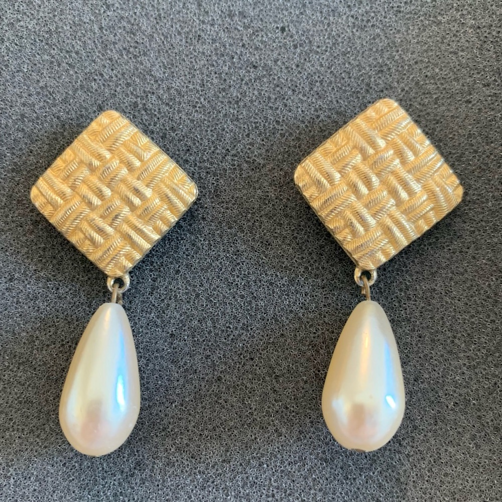 💝CLEARANCE 4 Pairs of Earrings for $20 - Bundle & Make an Offer